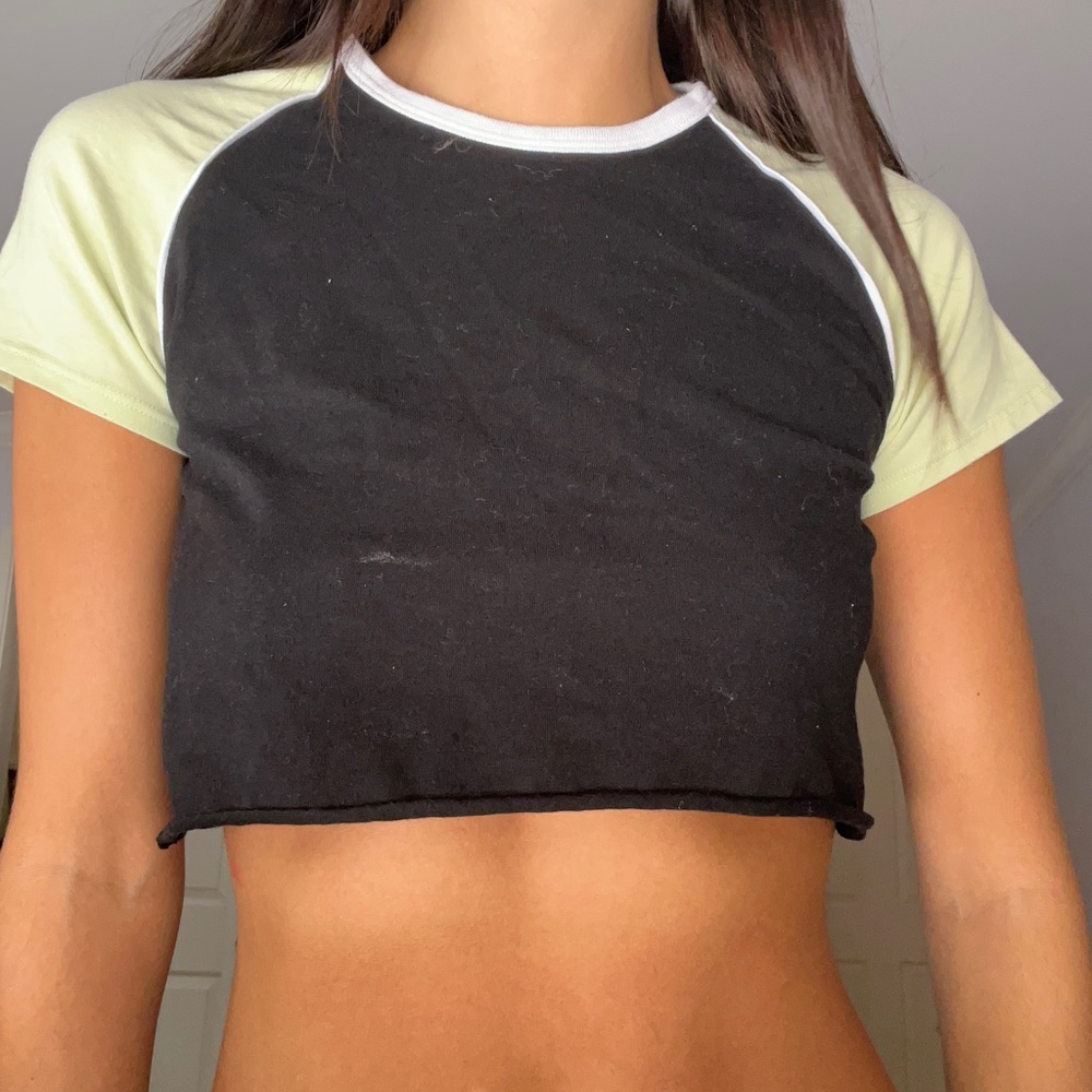 Brandy Melville Crop top